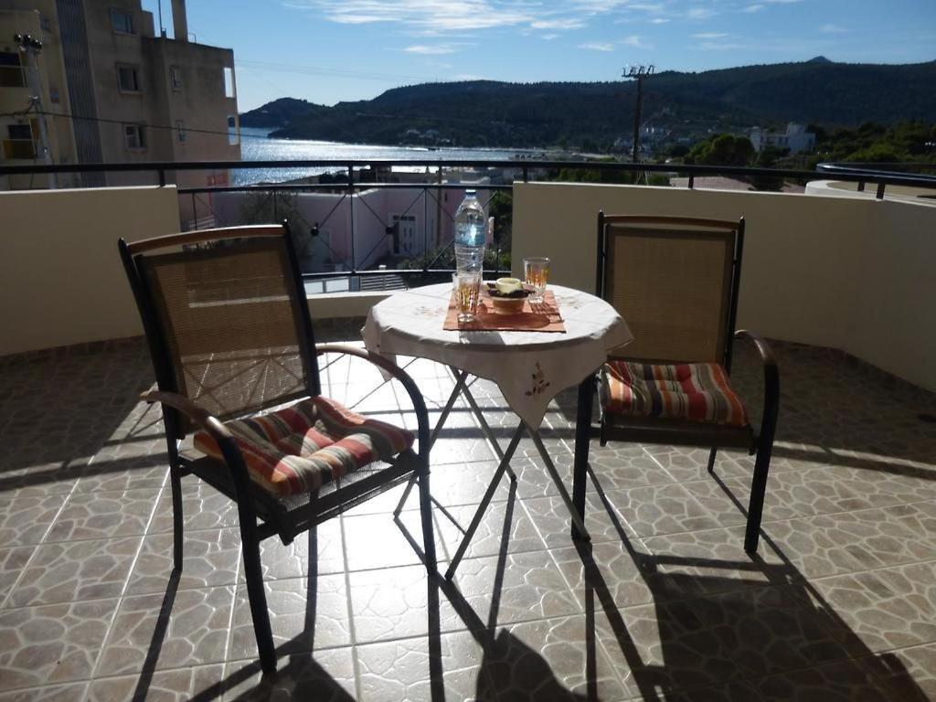 Anesis Apartments Agia Marina  Eksteriør bilde